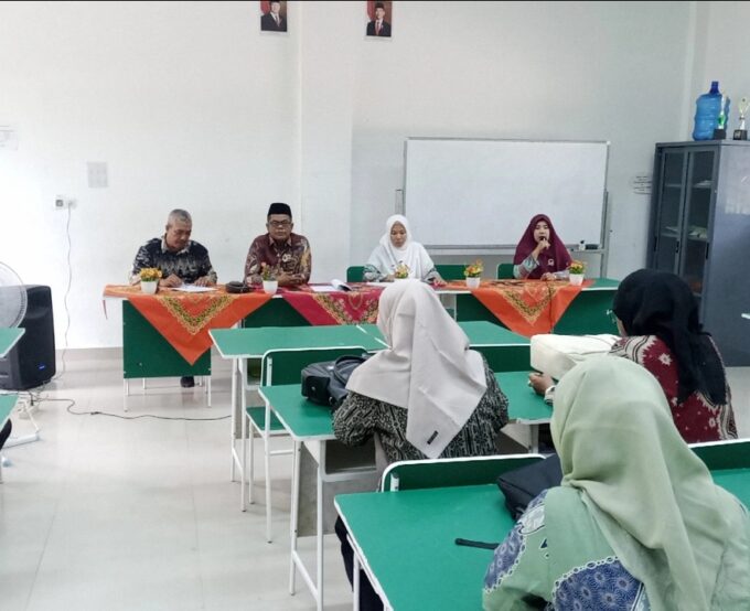 Persiapan Olimpiade Madrasah Indonesia (OMI) 2025, MTsN 2 Langkat Gelar Rapat Koordinasi Se-Sub Rayon Untuk Memaksimalkan Potensi Siswa