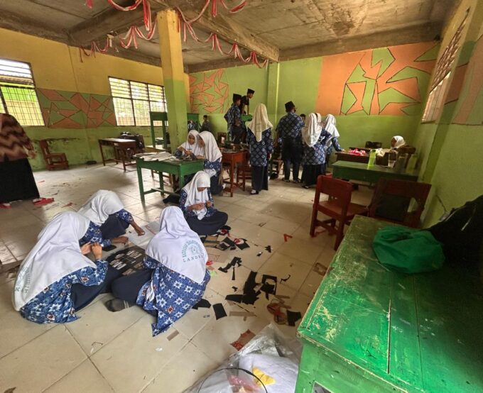 Semarak Lomba Menghias Kelas, Siswa MTsN 2 Langkat Ciptakan Ruang Bernuansa HUT RI ke-80