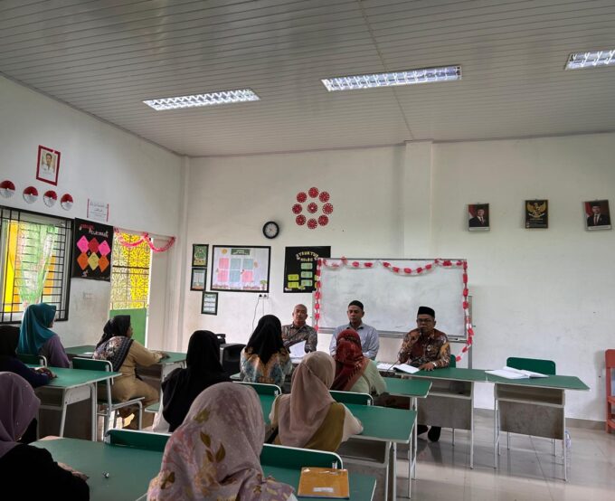 MTsN 2 Langkat Gelar Rapat Sosialisasi Penggunaan Dana Program Indonesia Pintar Bersama Orang Tua/Wali Siswa-Siswi Penerima
