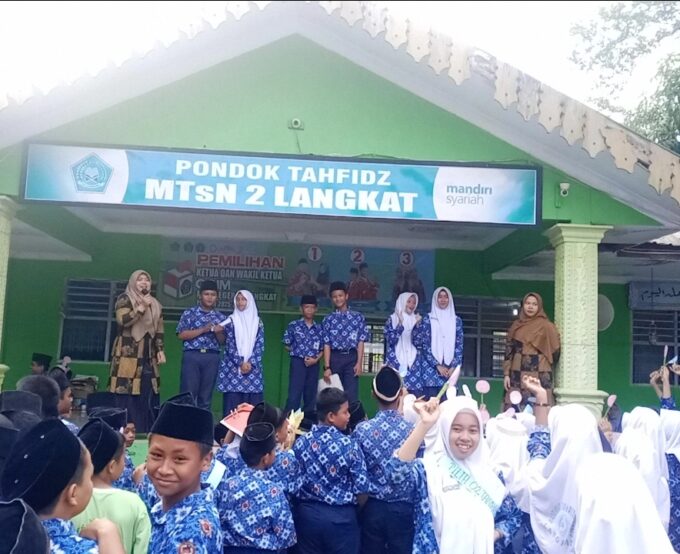Kampanye Akbar Pemilihan Ketua dan Wakil Ketua OSIM MTsN 2 Langkat Periode 2025-2026