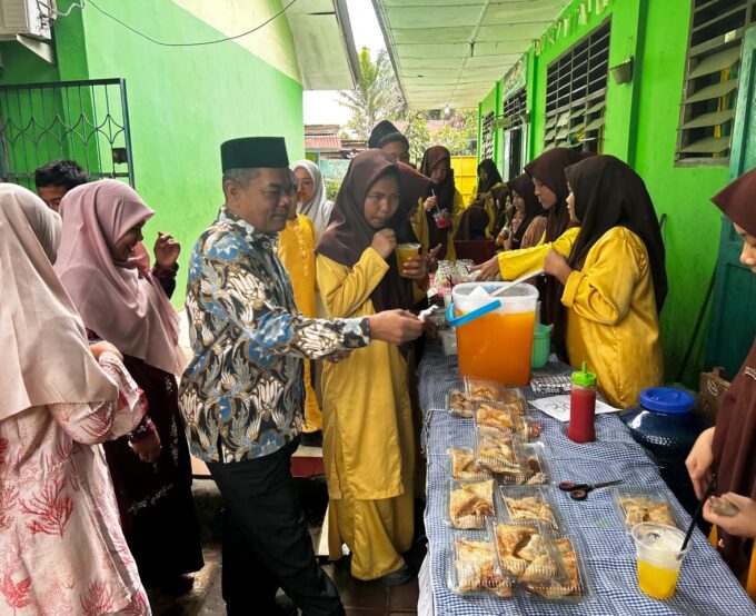 MTsN 2 Langkat adakan Pra Bazar Kewirausahaan P5 P2RA, Siswa Unjuk Kreativitas dan Jiwa wirausaha