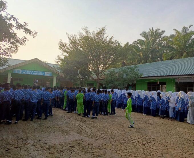 Apel Perdana Pasca Bencana, MTsN 2 Langkat Teguhkan Semangat Pulih dan Bangkit