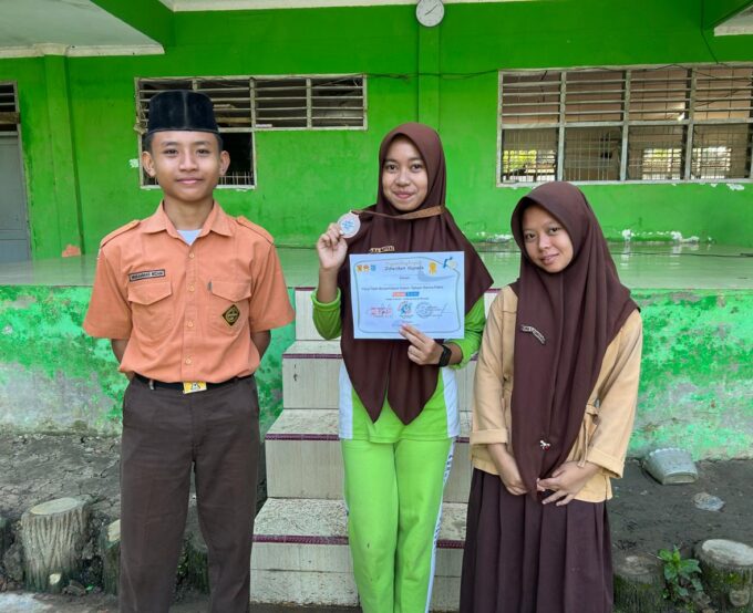 Semangat Berkompetisi, Siswa-Siswi Perwakilan MTsN 2 Langkat Gandeng Banyak Juara di Gebyar Dharma Patra (GEMATRA) Tahun 2026