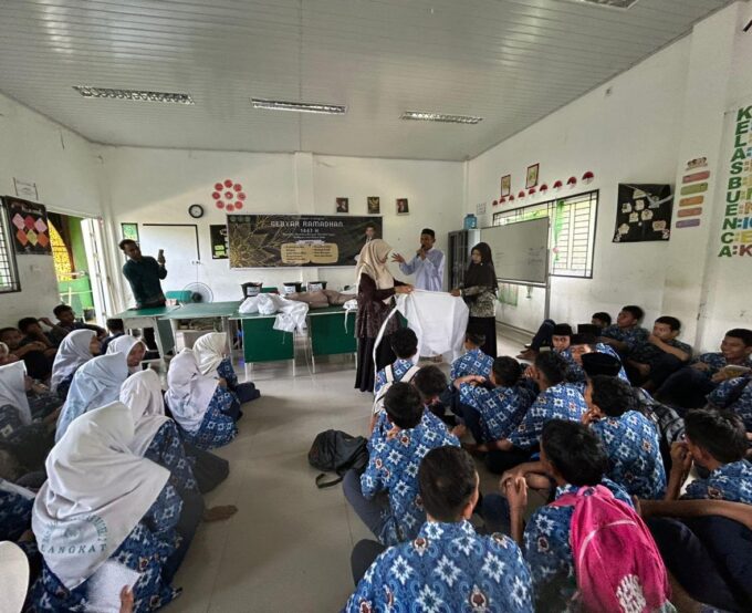 Gebyar Ramadhan 1447 H, MTsN 2 Langkat Gelar Praktik Fardhu Kifayah Untuk Tanamkan Nilai Kepedulian