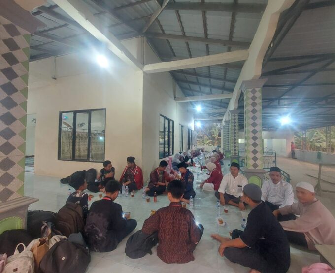 Lanjut Gebyar Ramadhan, MTsN 2 Langkat Adakan Kegiatan Safari Ramadhan ke Masjid Istiqamah Pantai Pulo