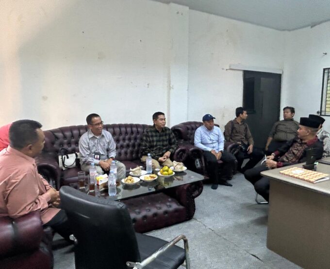 Pemulihan Satuan Kerja Terdampak Bencana, Kemenag RI Hadir Lakukan Monitoring dan Evaluasi di MTsN 2 Langkat