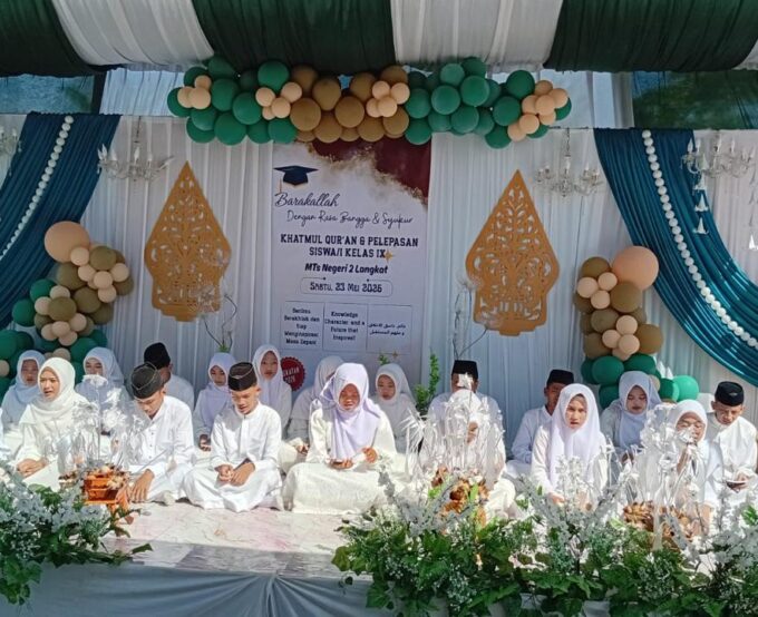 Penuh Haru dan Khidmat, MTsN 2 Langkat Gelar Khatmul Qur’an dan Pelepasan Siswa Kelas IX Tahun Pelajaran 2025-2026