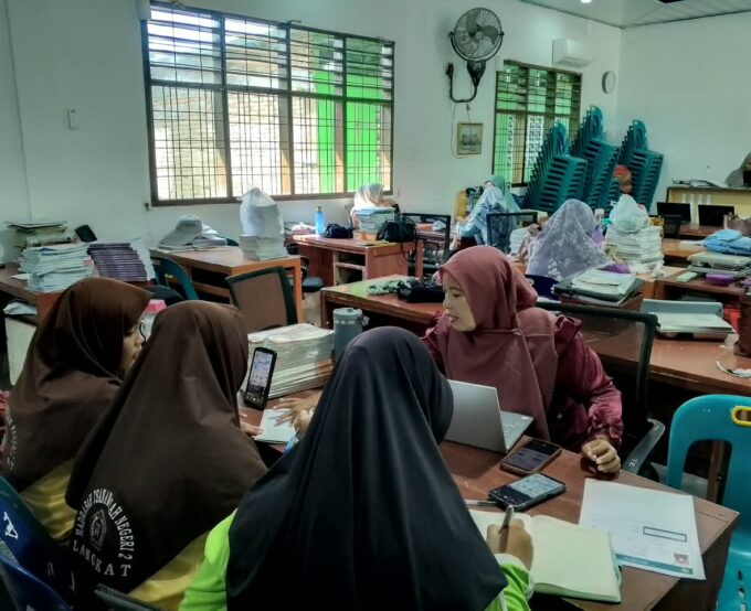 Optimalkan Kemampuan, Peserta OMI MTsN 2 Langkat Fokus Latihan Jelang Kompetisi